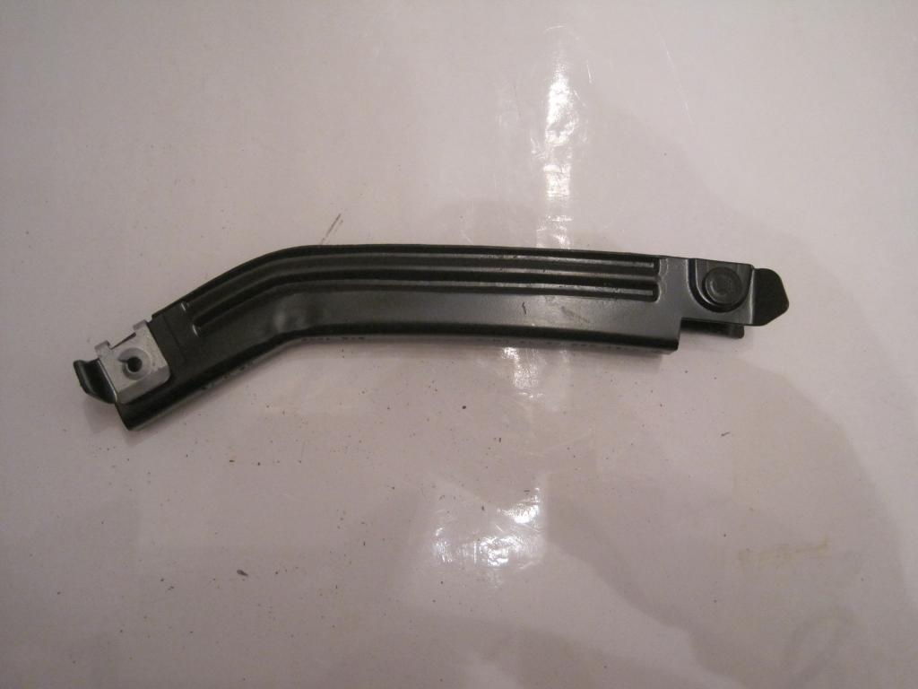 фото №1, Mercedes ml w 164 напрямна бампера крила лівий задня