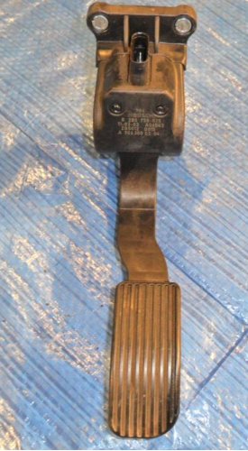 фото №1, Vw crafter sprinter педаль газу потенціометр