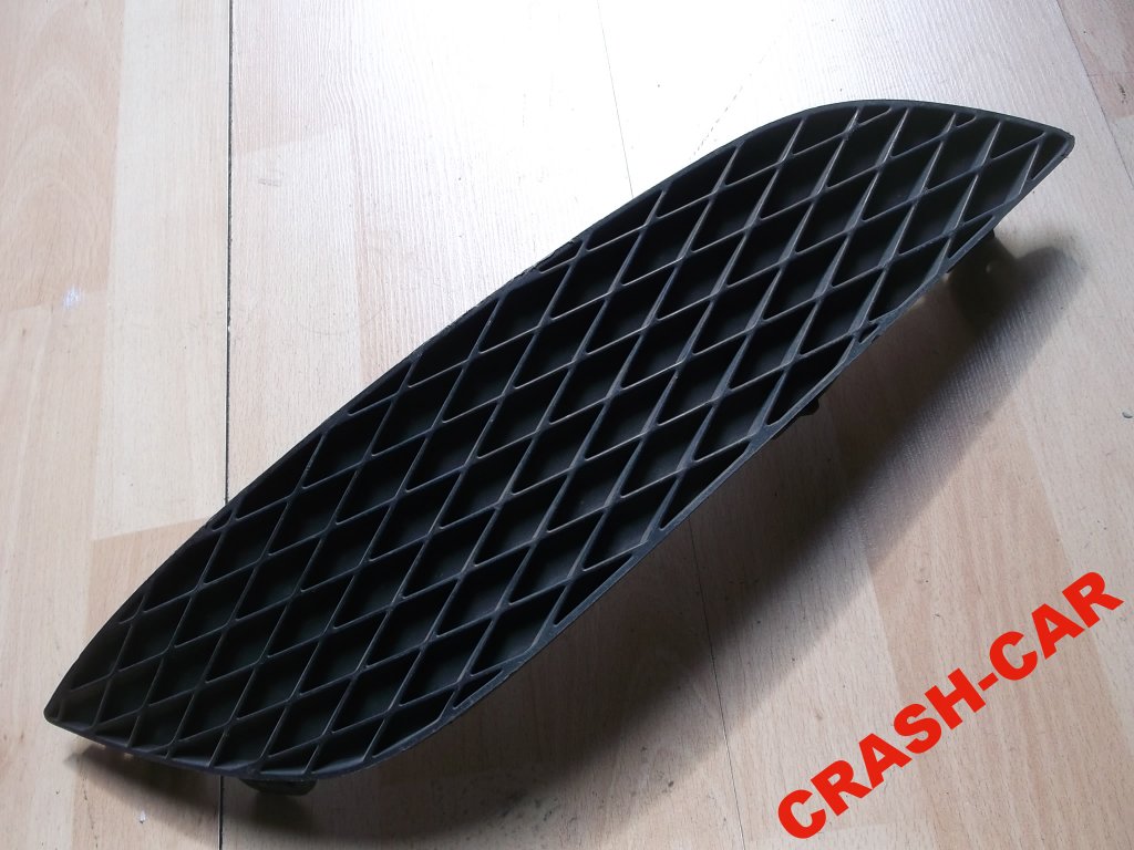 Купити Opel astra 3 h lift 08^ решітка бампера бампер r