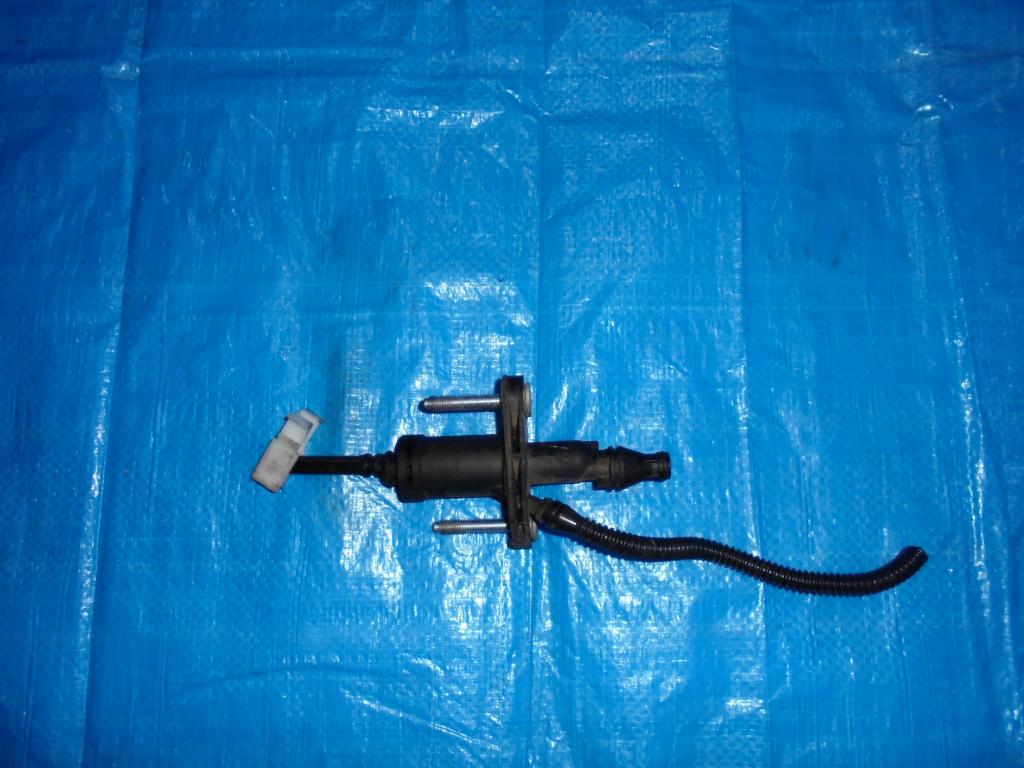 фото №1, Цилиндр сцепления помпа сцепления opel insignia 55561515