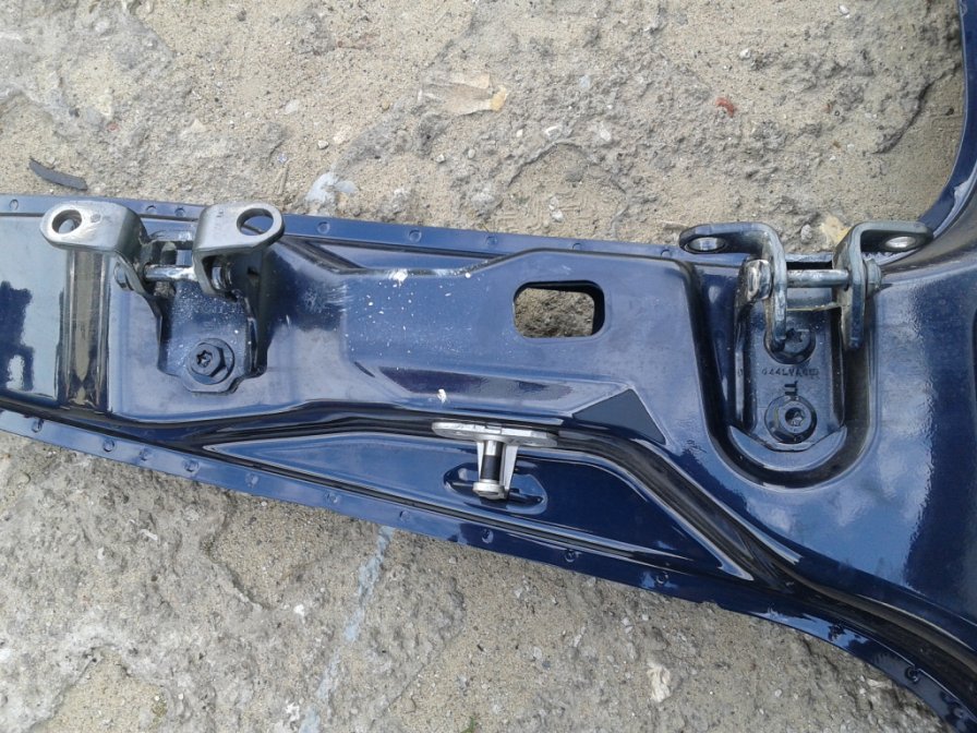 фото №1, Петля двері лівий задня нижній cadillac bls 06-10