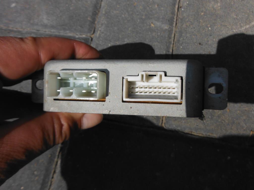 фото №3, Kia sportage 94-02 2.0 датчик бортовой компьютер модуль k02g