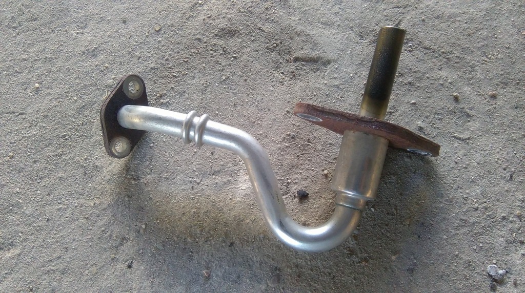 фото №1, Suzuki swift mk6 04-10 1.5 b трубка шланг egr