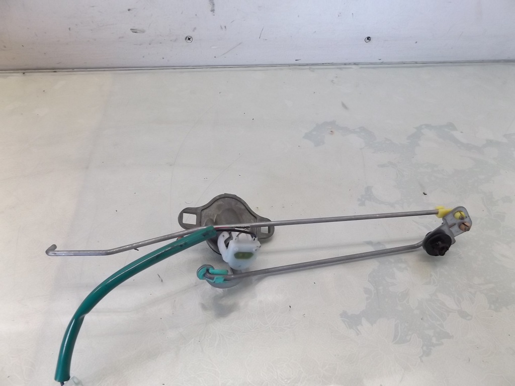 фото №3, Mazda mpv вкладка крышки задняя