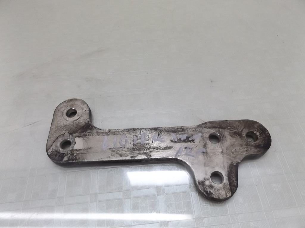 Купити Ligier lombardini dci кронштейн двигуна