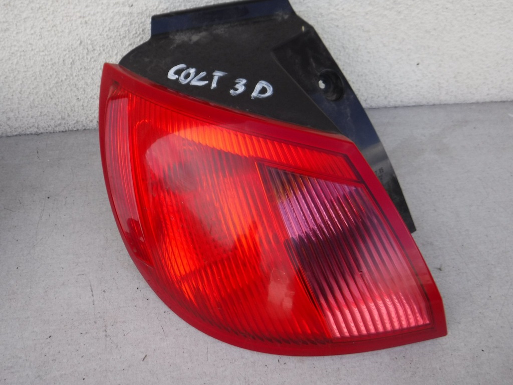 фото №1, Лампа задняя задняя левая mitsubishi colt vi 3d