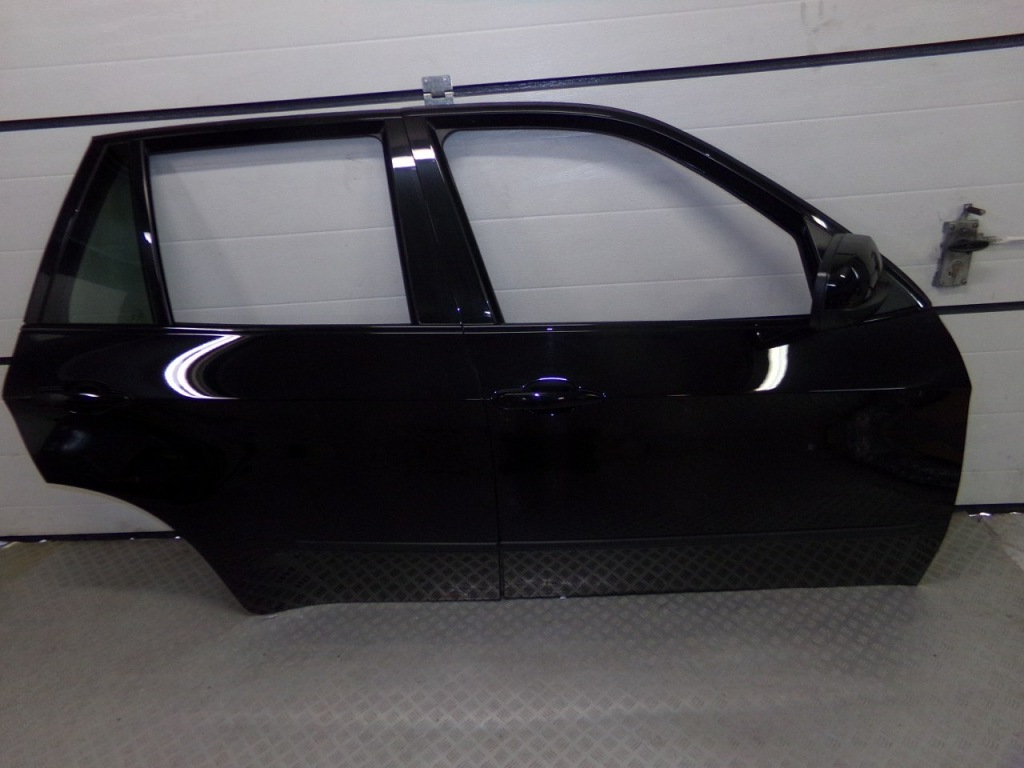 фото №1, Bmw x5 e70 lift lci дверь задние задняя правое комплект