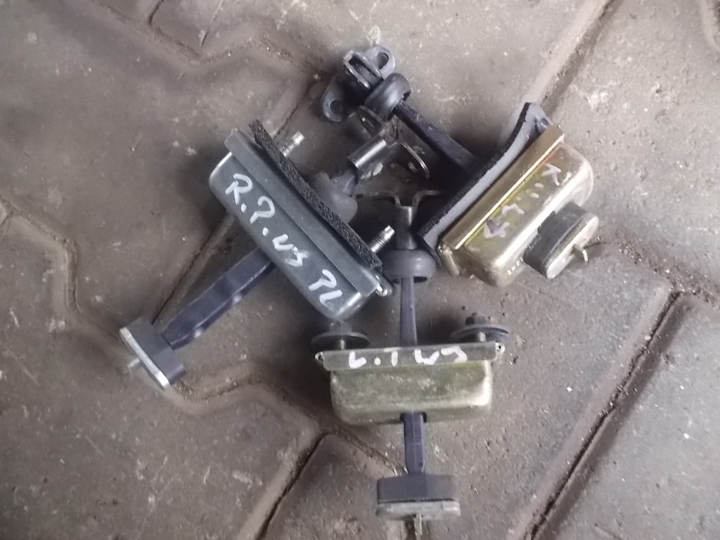 фото №1, Jeep grand cherokee wj ограничитель дверь задняя