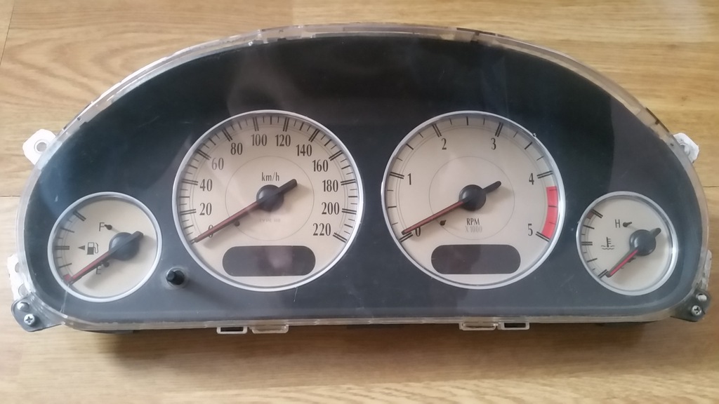 фото №1, Счетчик chrysler voyager tn157520-5383 r826ah