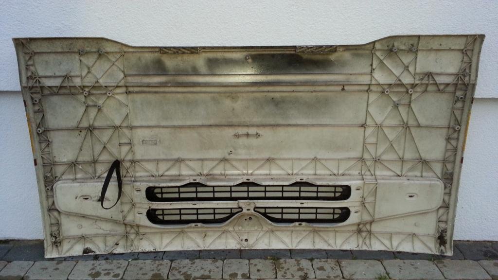 фото №2, Renault premium капот решітка радіатора оригінал