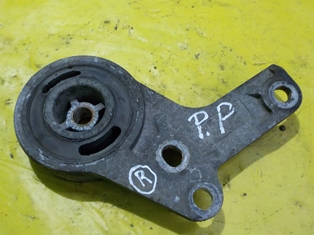 фото №1, Scania r подушка кронштейн кронштейн радиатора