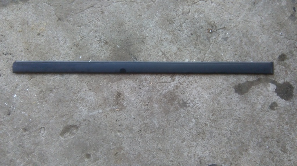 фото №1, Mitsubishi space star lift молдинг правая передняя