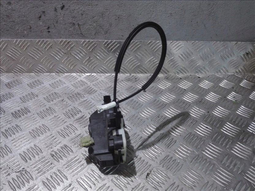 Купить Insignia замок правый перед 6 pin европа