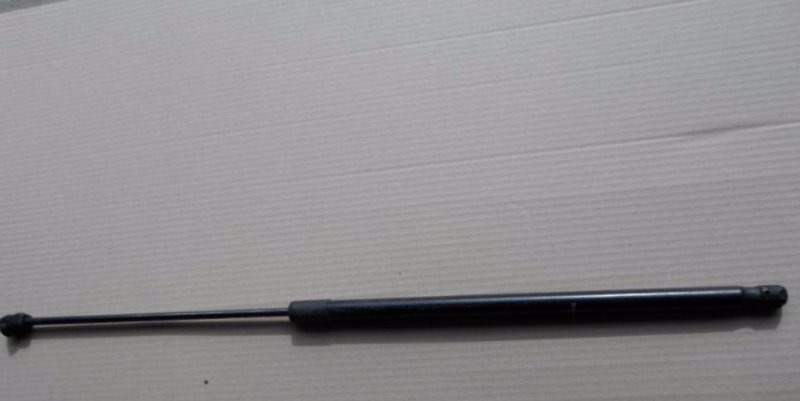 фото №1, Vw cc fl 2012-14 r привод капот оригинал