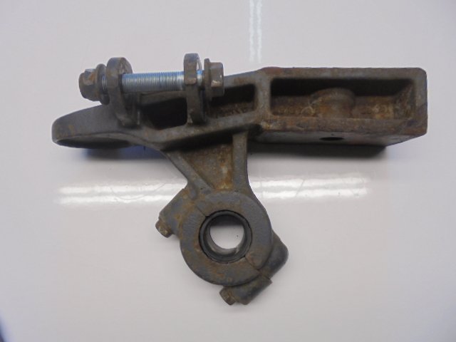 фото №7, Mercedes actros mp2 mp3 кронштейн амортизатора стабилизатора перед