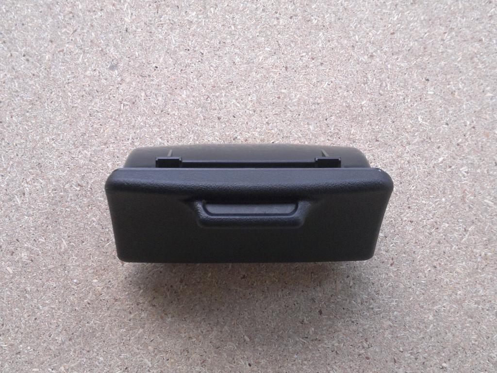 фото №1, Попільничка lexus is 220 d / is 250 2006-2012