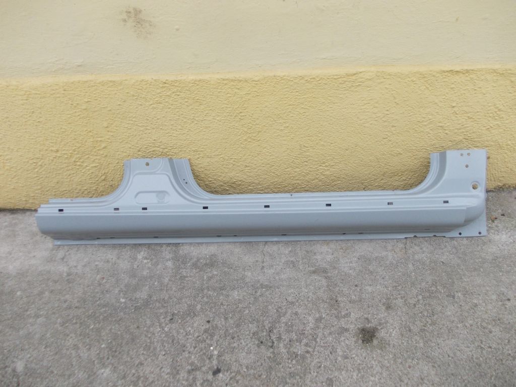 фото №1, Hyundai sonata 98- порог правый