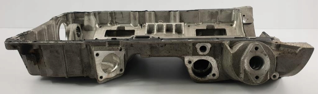 A1780102801 поддон масляная mercedes amg gt s w190 Оригинал