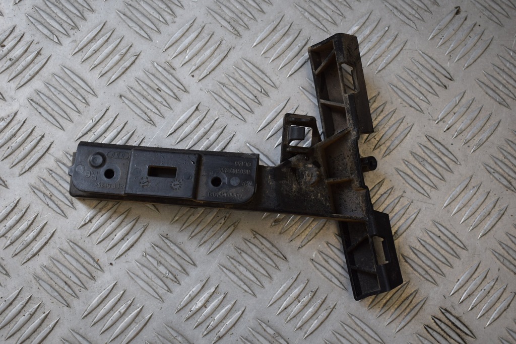 фото №1, Направляющая кронштейн правое audi tt 8s 8s0 8s0807254