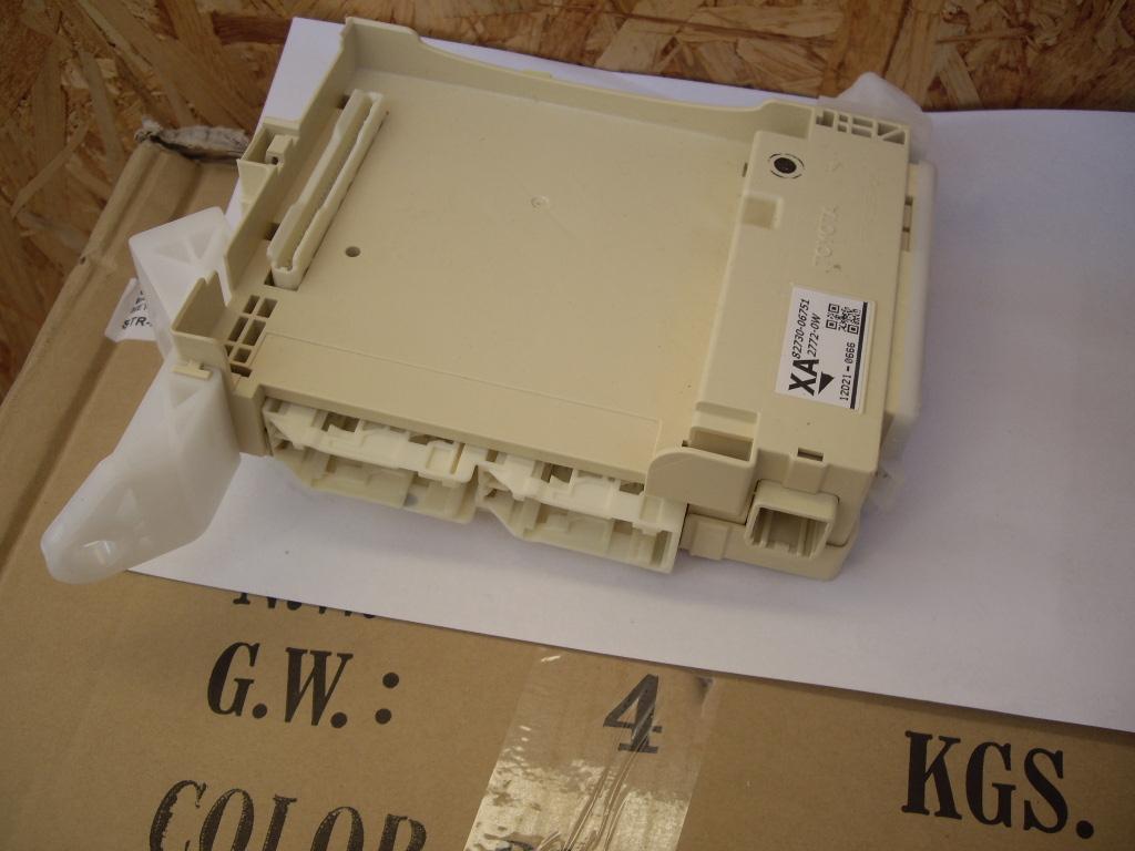 фото №1, Toyota camry модуль 82730-06751