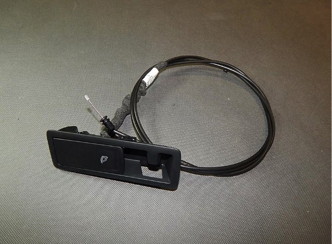 фото №1, Vw passat b8 ручка тяга крышки правое 5g0885671e