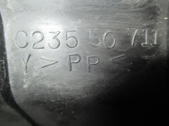 фото №2, Mazda оригинальный номер c23550711 rok решётка радиатора решётка радиатора