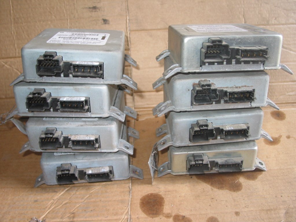 фото №1, Датчик air bag chrysler voyager 0285001093