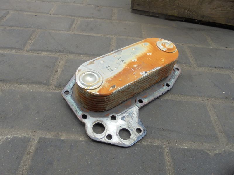 фото №1, Радіатор оливи mercedes atego om906 1574151 fv