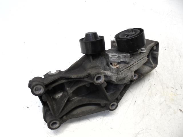 Кронштейн основание генератора trafic vivaro 2.0 dci Недорого