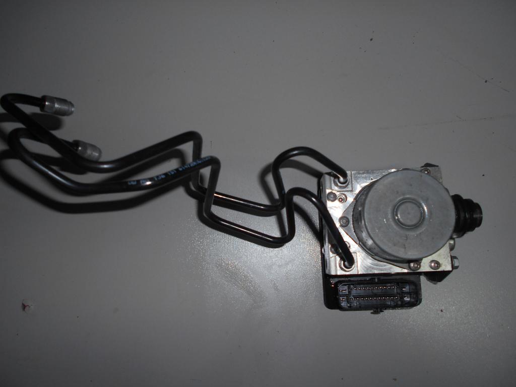 фото №1, Насос abs skoda citigo 1s0614517e