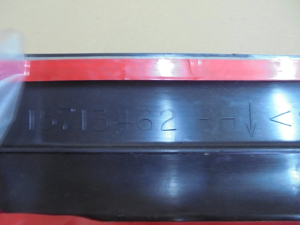 фото №5, Chevrolet blazer - молдинг na двері передні праве