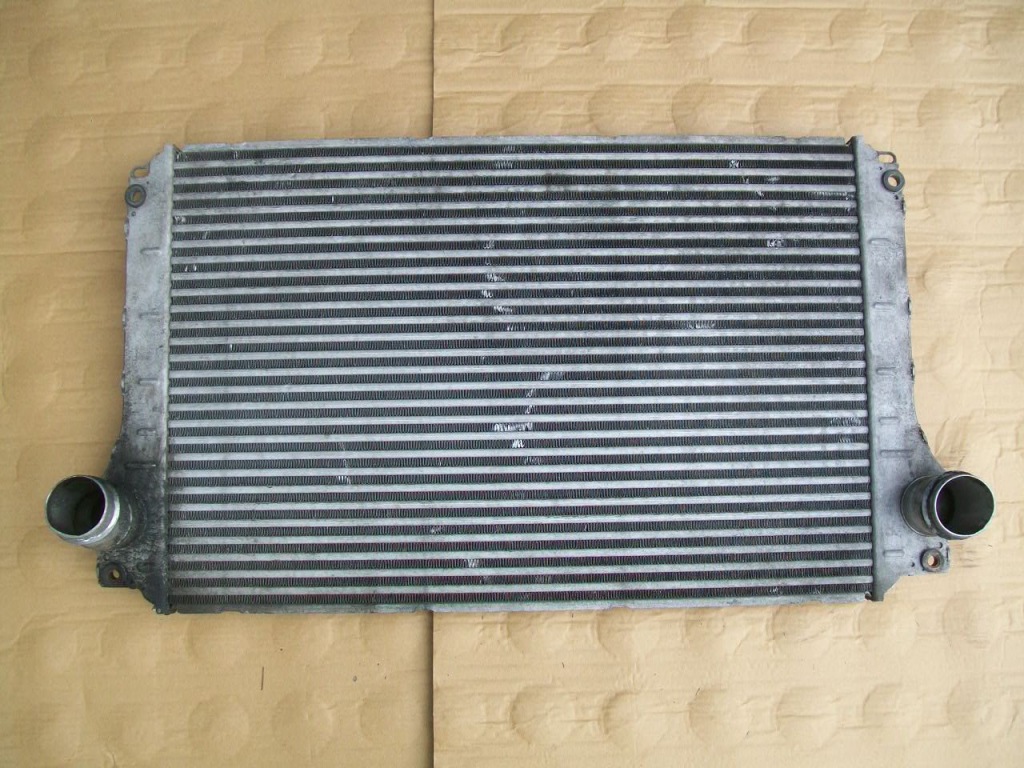 фото №1, Toyota avensis t25 06-08 d4d інтеркулер
