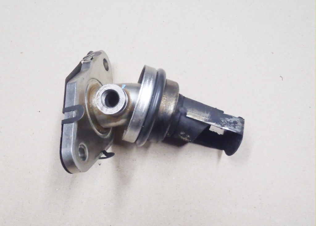 фото №1, Auris rav4 verso avensis роз'єм egr колектор bmw