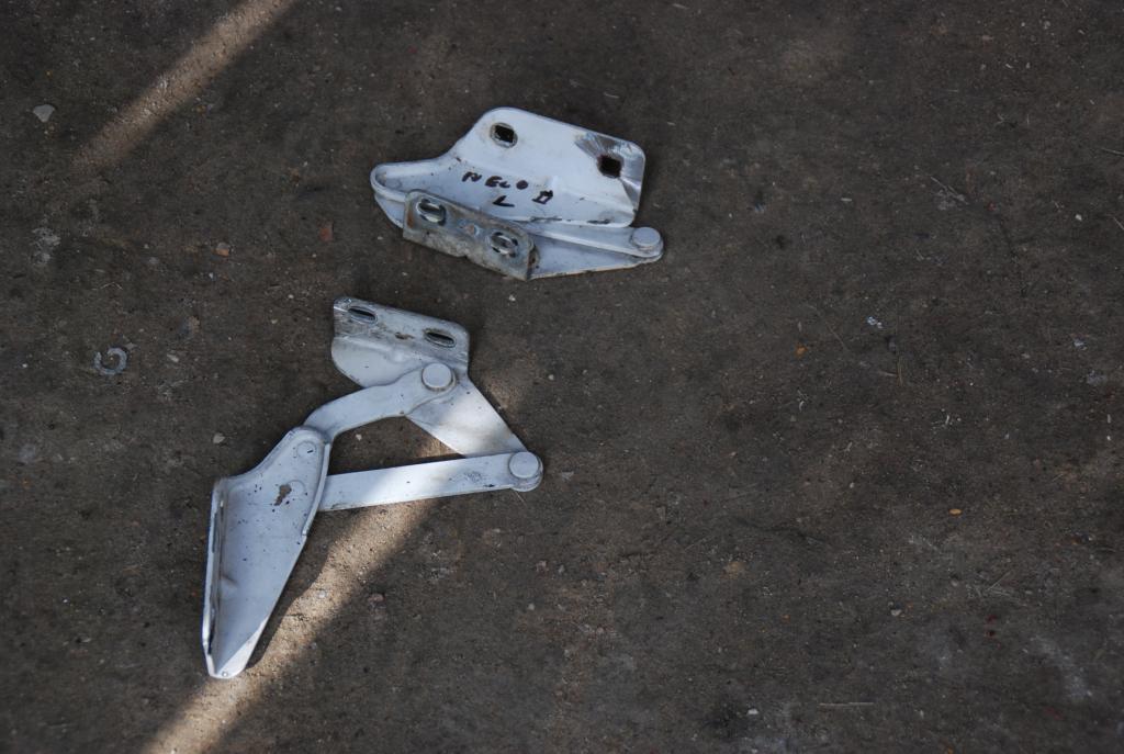 фото №1, Iveco daily 99-06 петля петли капот крышки