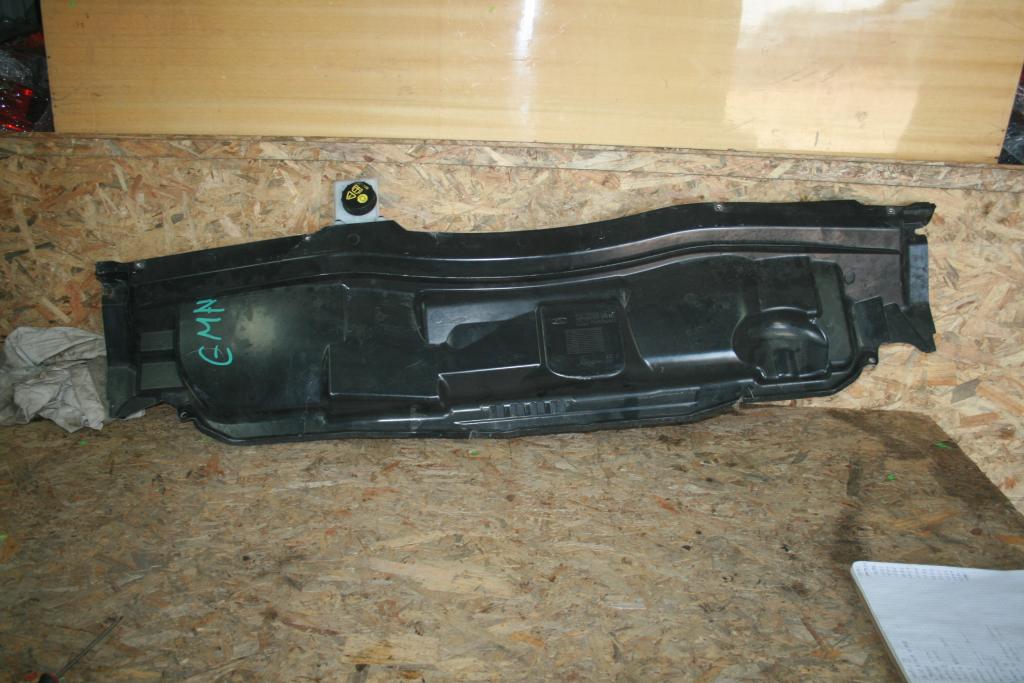 фото №1, Ford c-max mk2 жабо нижні 1394