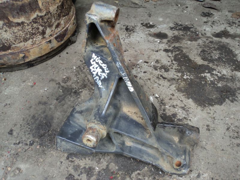 фото №1, Odlew кронштейн бампера рами ліва scania 4 1404477
