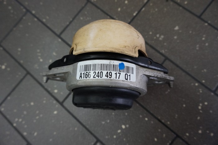 фото №1, Подушка двигателя правая mercedes ml w166 3.5 cgi v6