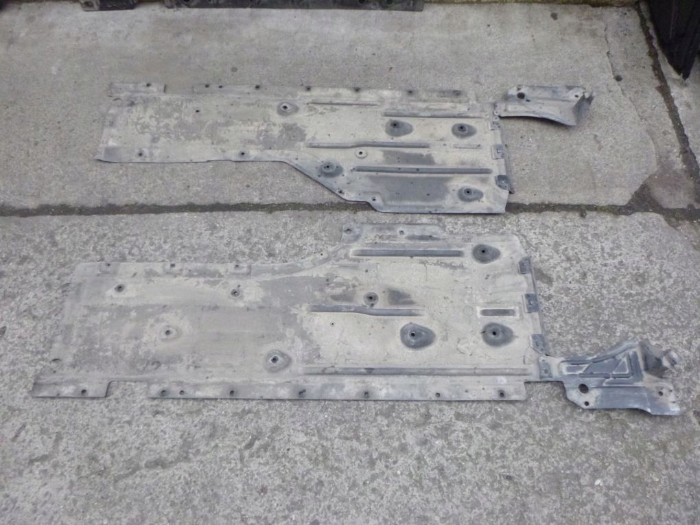 фото №14, Bmw x1 e84 підлога захист підвіска плита права