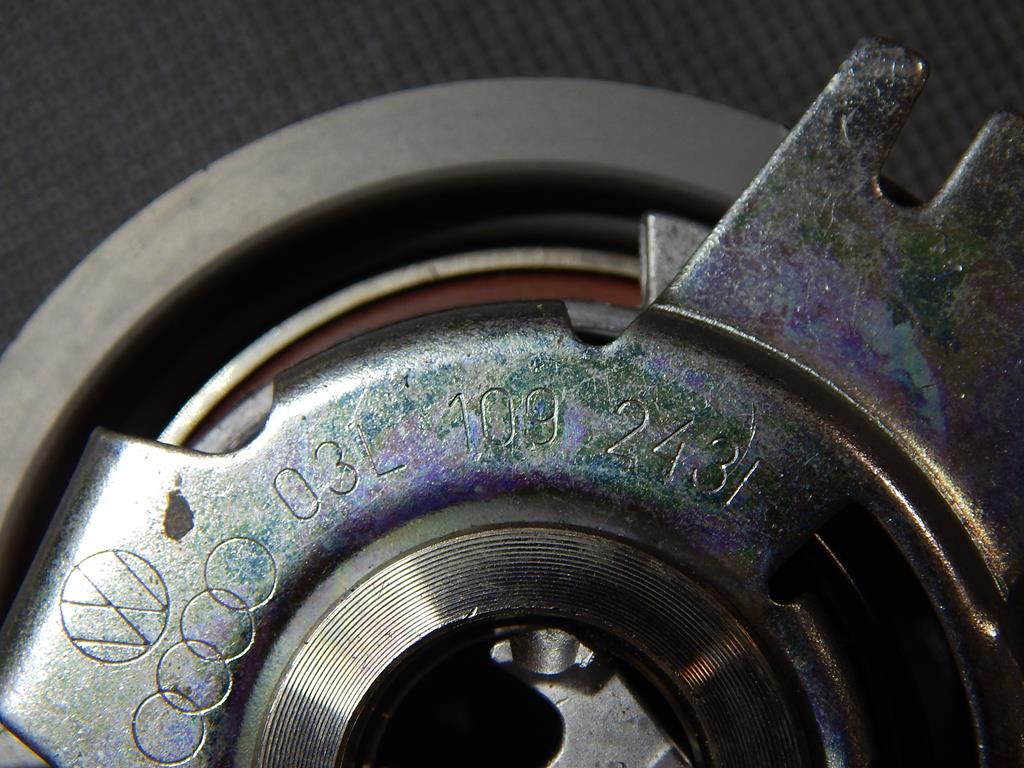 фото №4, Vw passat cc ролик натяжитель 03l109243f