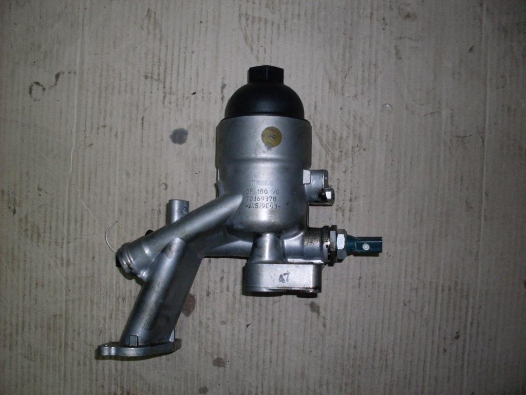 фото №1, Audi s5 s4 4.2 fsi основа фільтра оливи 079115401q