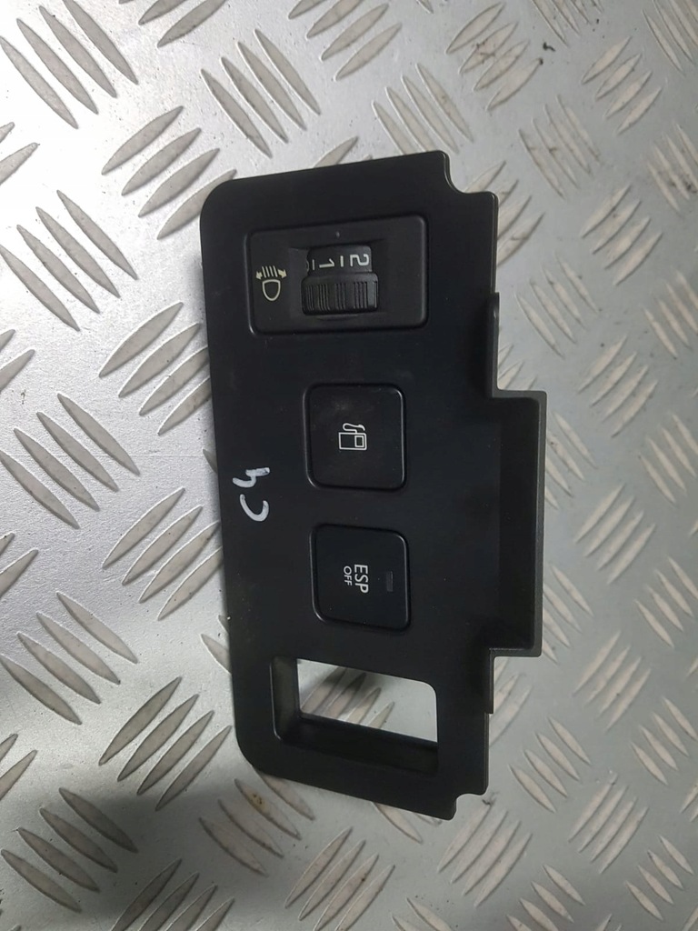 фото №1, Панель переключателей citroen оригинальный номер 96714851zd