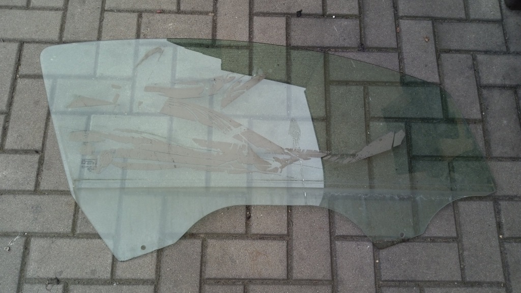 фото №1, Opel corsa d 3d скло двері права передня 06