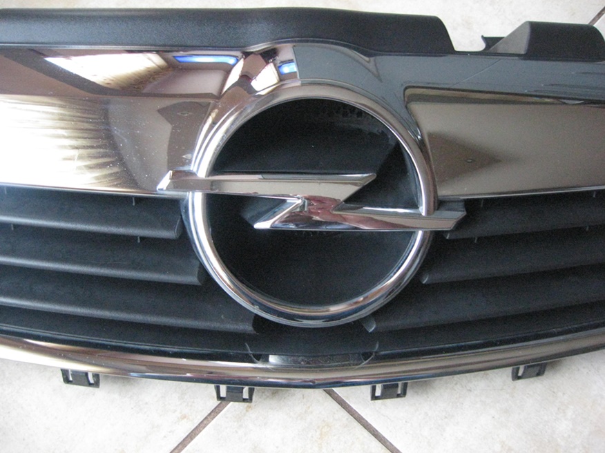 фото №4, Решітка радіатора --- решітка радіатора --- opel zafira b