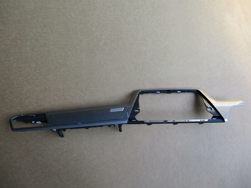 фото №1, Молдинг консолі vw touran 5ta