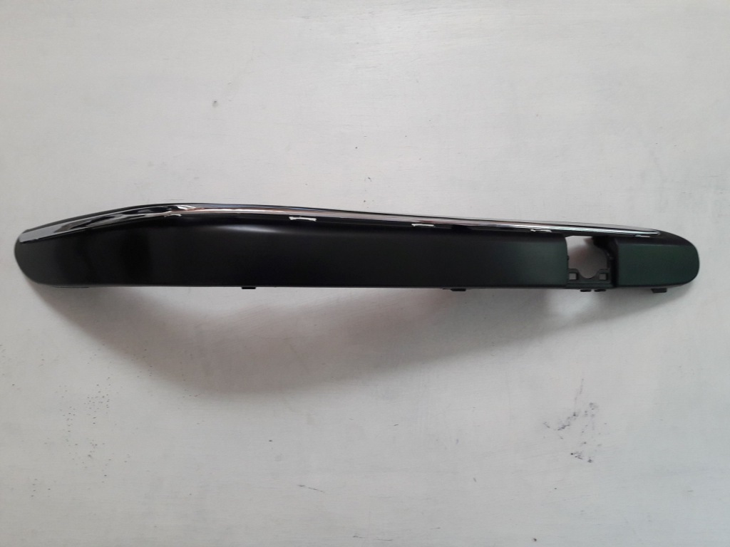 фото №1, Молдинг бампера + хром mercedes w203 c 00-07 pr