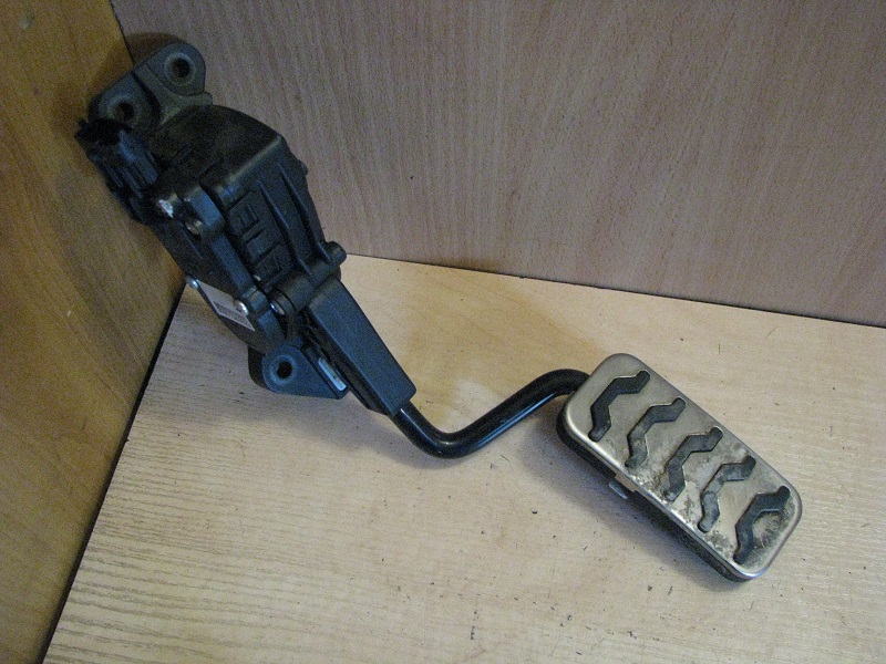 фото №1, Педаль газа kia ceed i 06-12r 1.6 бензин