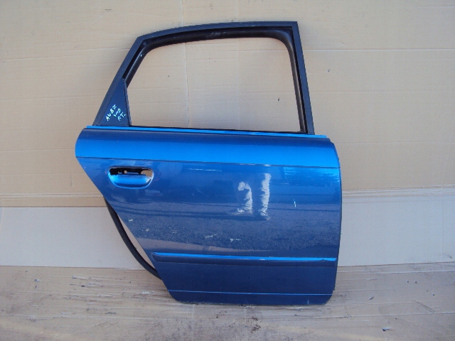 Купити Двері правий задня audi a4 b7 sedan