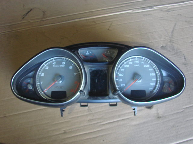 фото №1, Audi r8 4.2 v8 2008r прилади лічильник 420920930d