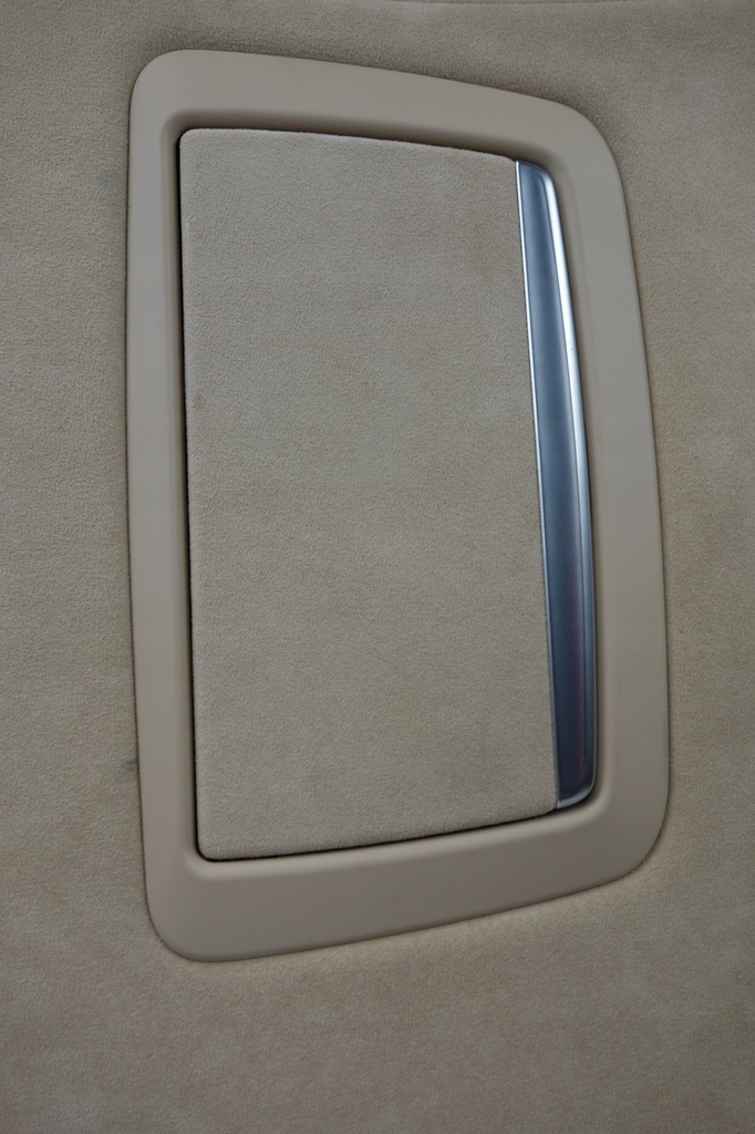 фото №8, Потолок солцезащитный козырёк bmw g12 alcantara люк