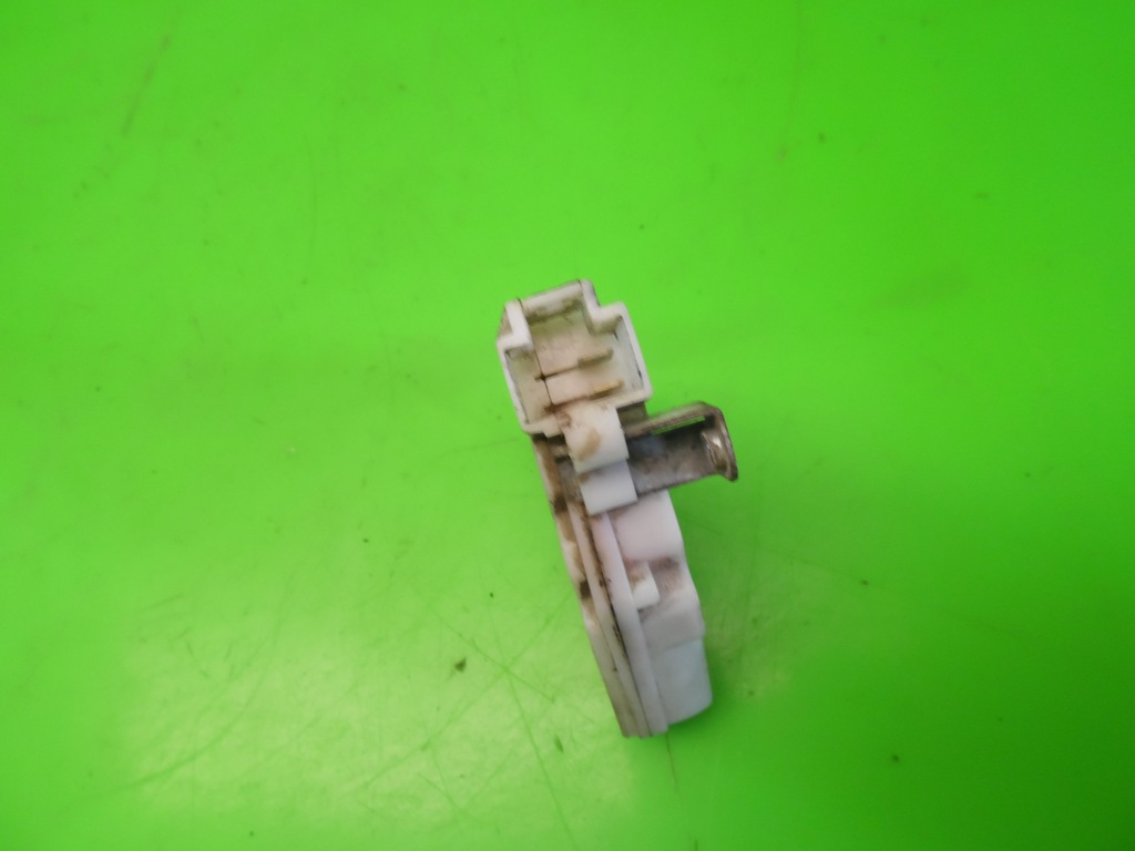 фото №5, Привод замка задняя левый nissan primera p10 hb 90-